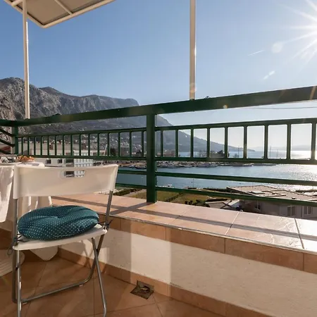Apartman Monika Omis Exterior photo
