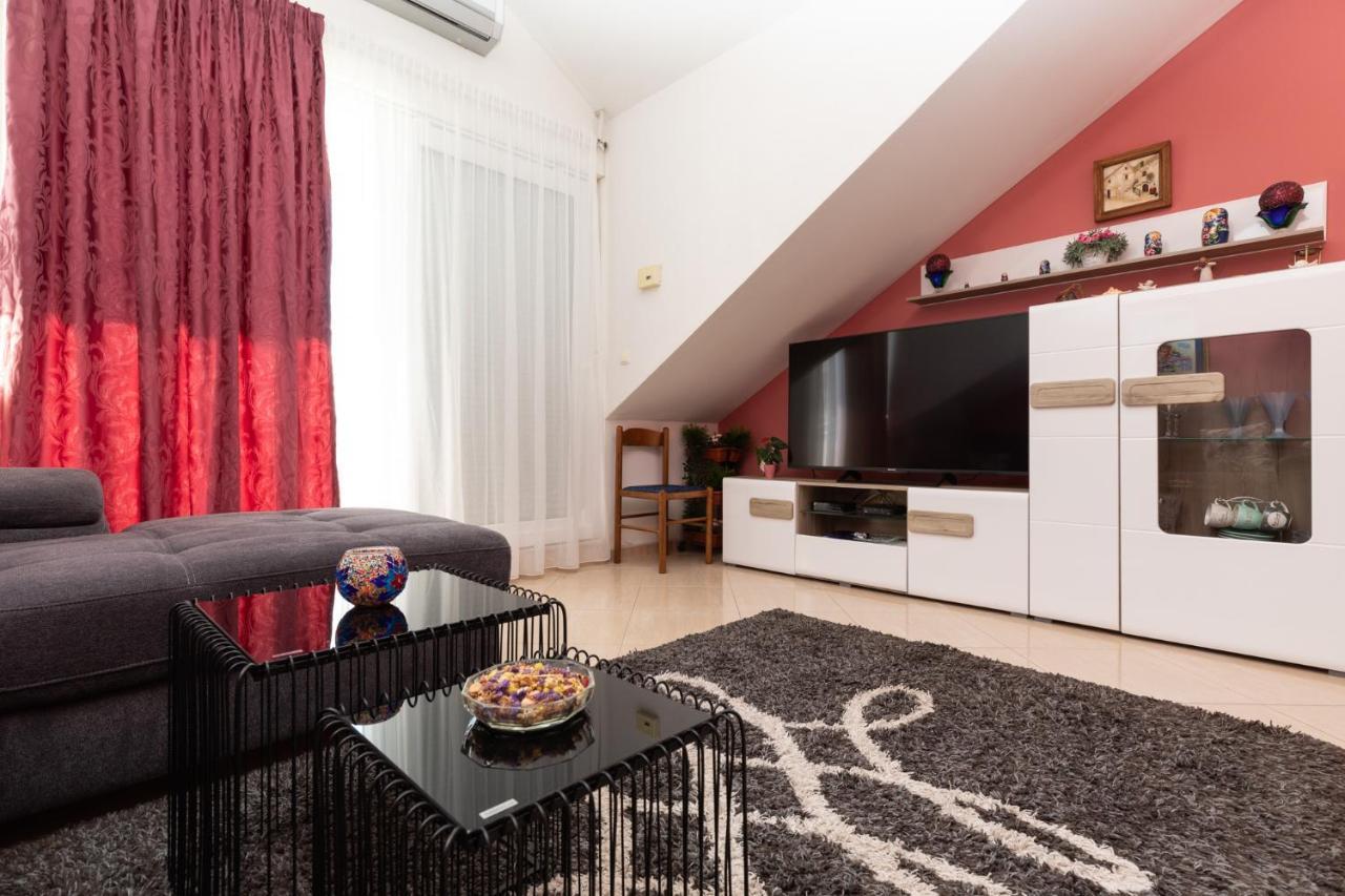 Apartment Monika